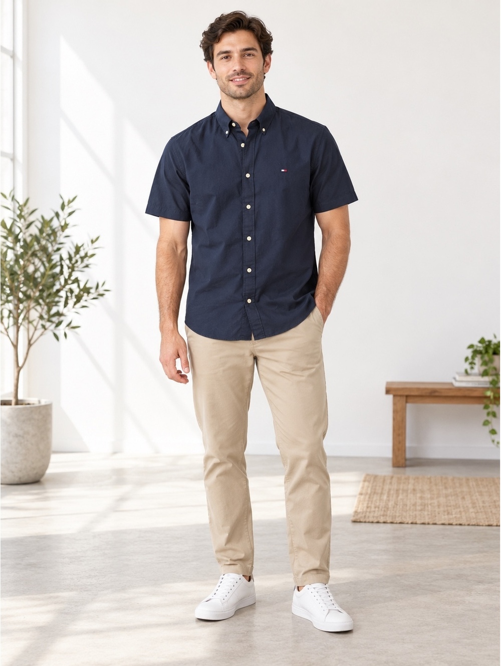 Tommy Hilfiger Men's Navy Short Sleeve Button-Down Shirt Large